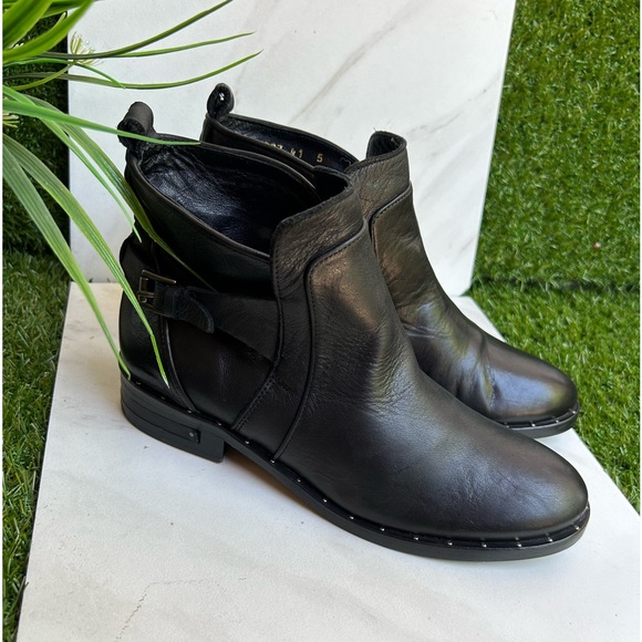 FREDA SALVADOR Black Leather BOOTIE SIZE 5 black leather new - Picture 2 of 10